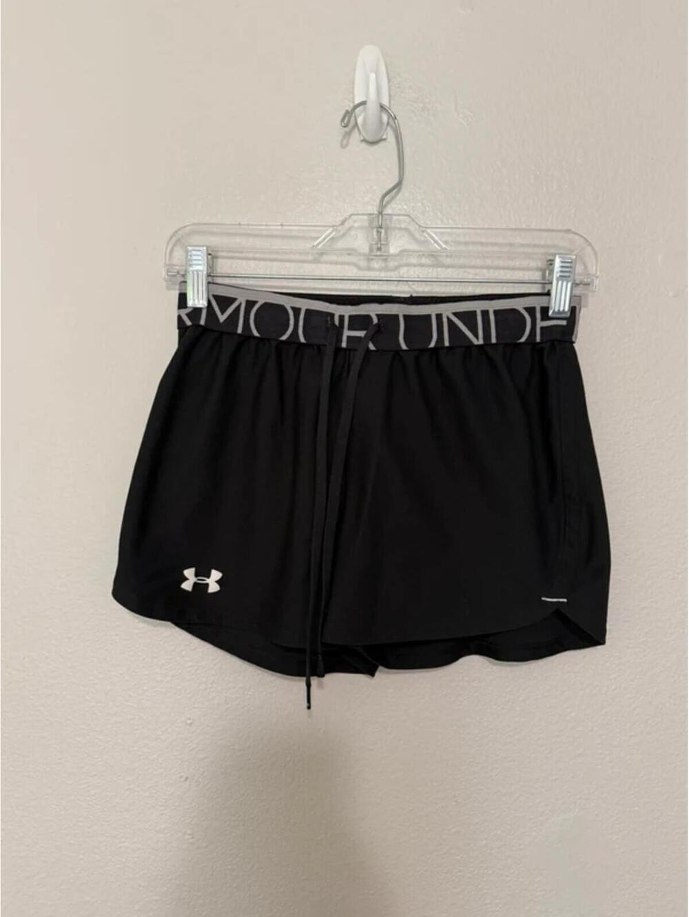 Under armour shorts size XS